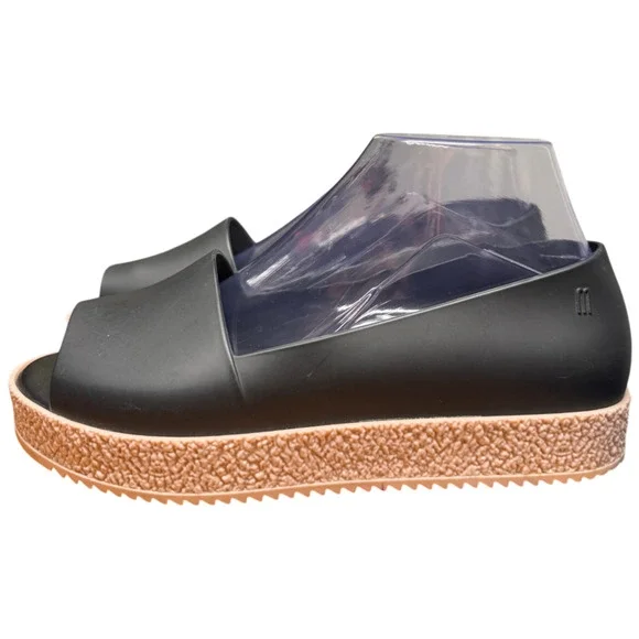 Melissa Puzzle Women 39/US 8 Peep Toe Platform Shoe Black Pink Soles Sustainable - Picture 2 of 12